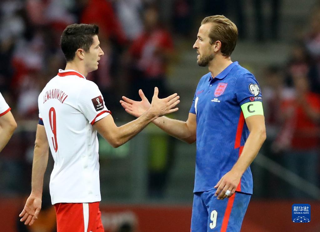 英格兰队在客场力克波兰，提前锁定欧锦赛名额