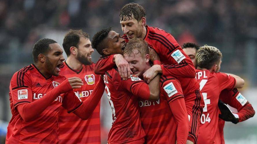 关于弗赖堡胜斯图加特，豪取连胜的信息