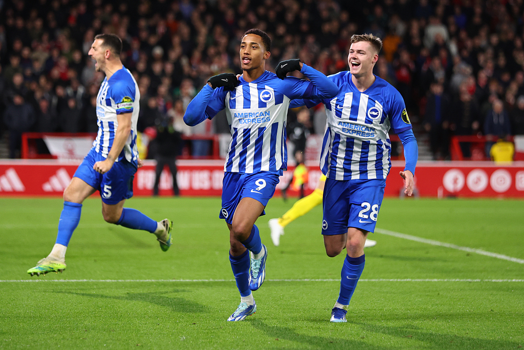 布莱顿反败为胜，表现令人振奋