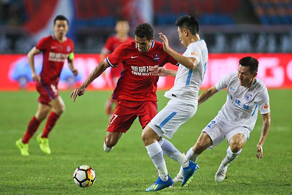 大连一方终结连败，拦住保级对手步伐的简单介绍