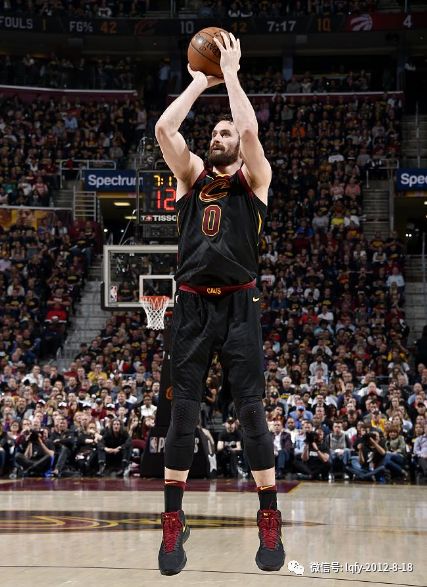詹皇++遭本季最大失利，科沃尔单场三分中两个准绝杀的简单介绍