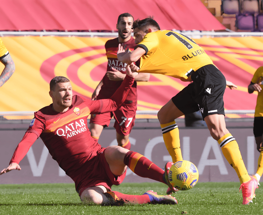 包含罗马球队备战下一场比赛,锁定战术的词条 包含罗马球队备战下一场比赛,锁定战术的词条