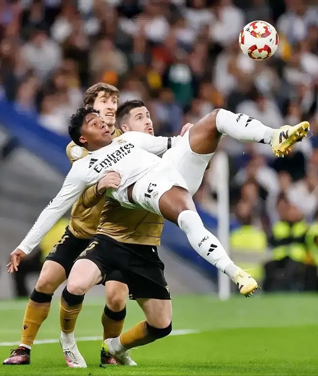 皇马鏖战阿森纳，卡塞米罗关键制胜的简单介绍