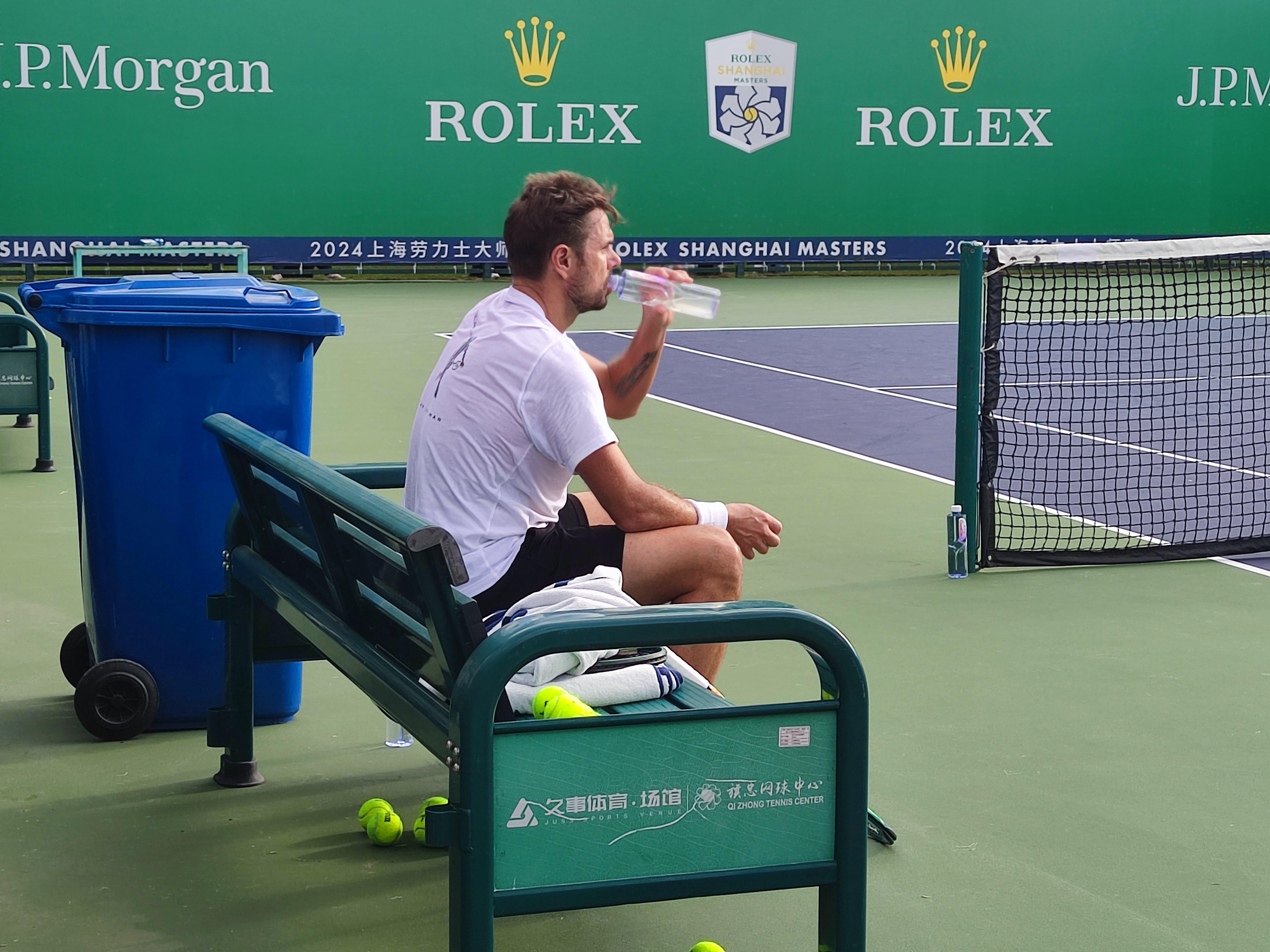 美国网球队血洗英国网球队,瓦林卡统治全场的简单介绍 美国网球队血洗英国网球队,瓦林卡统治全场的简单介绍