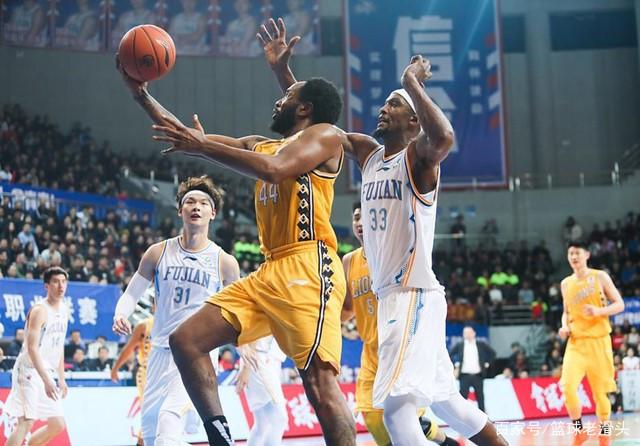 包含北京队翻盘天津队,王哲林刷新纪录的词条 包含北京队翻盘天津队,王哲林刷新纪录的词条