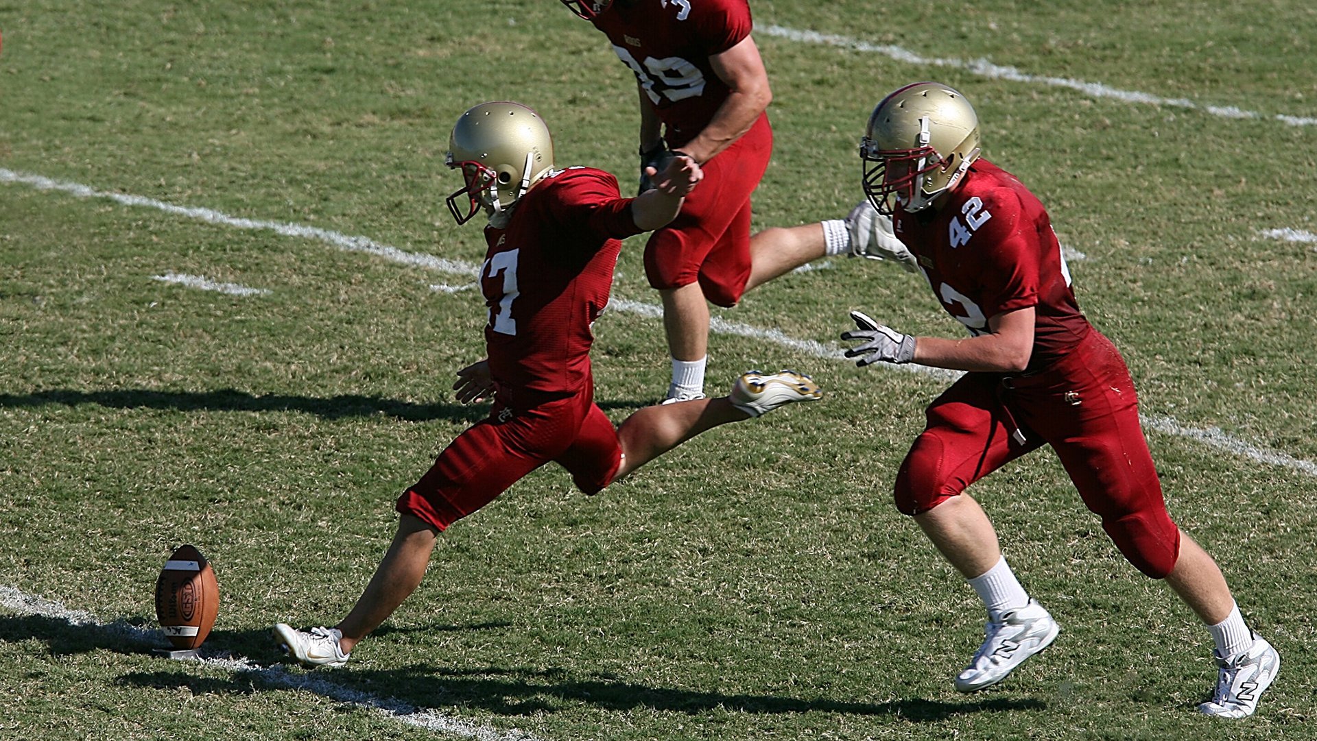 当北欧神话遇上仙人掌之魂，凯恩末节接管，墨西哥与芬兰的冰与火之战